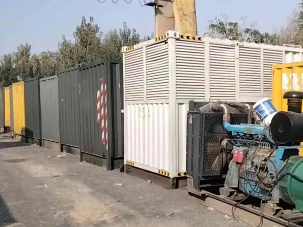 静海200KW柴油发电机机组每小时油耗是多少？