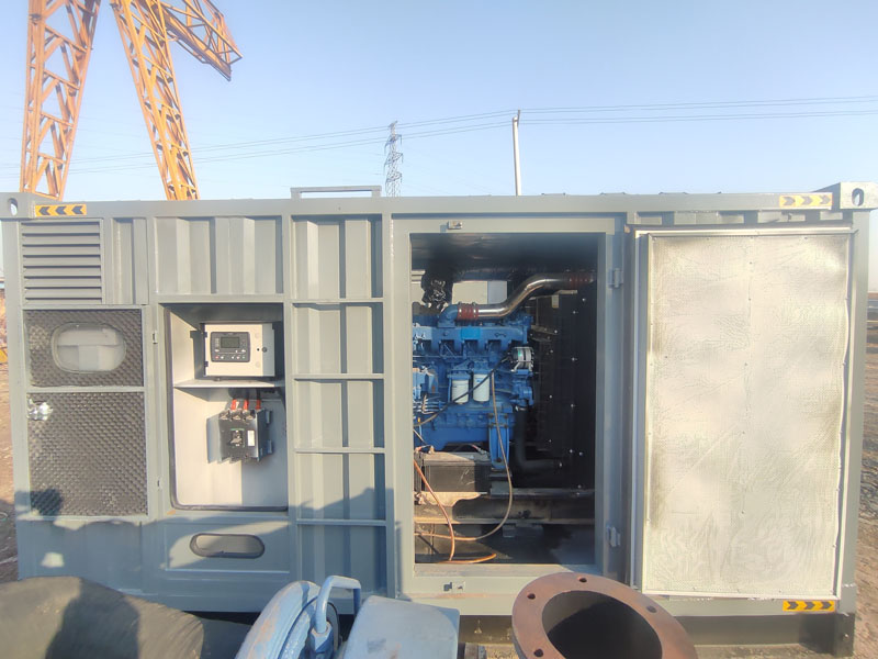 静海柴油发电机组的机油多久更换一次比较合适？